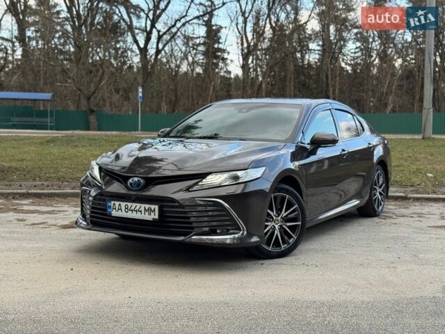 Коричневый Тойота Камри, объемом двигателя 2.49 л и пробегом 77 тыс. км за 37500 $, фото 1 на Automoto.ua