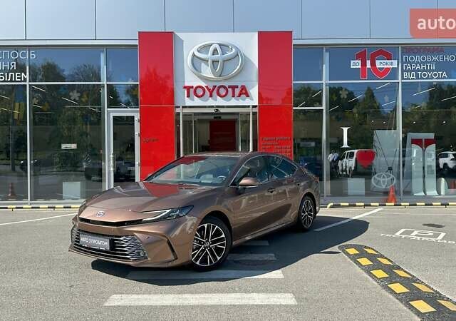Коричневий Тойота Камрі, об'ємом двигуна 2.49 л та пробігом 3 тис. км за 49000 $, фото 1 на Automoto.ua