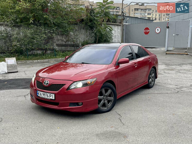 Красный Тойота Камри, объемом двигателя 2.36 л и пробегом 330 тыс. км за 7150 $, фото 1 на Automoto.ua