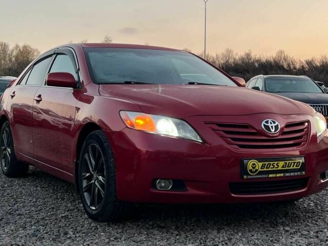 Червоний Тойота Камрі, об'ємом двигуна 2.4 л та пробігом 211 тис. км за 8850 $, фото 1 на Automoto.ua