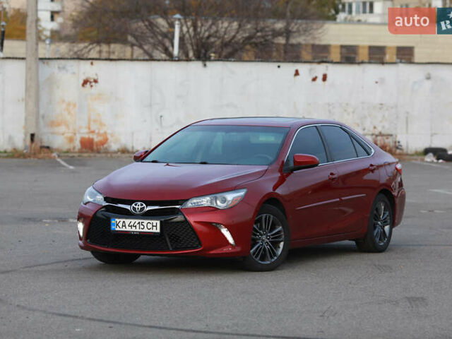 Красный Тойота Камри, объемом двигателя 2.49 л и пробегом 132 тыс. км за 15200 $, фото 1 на Automoto.ua