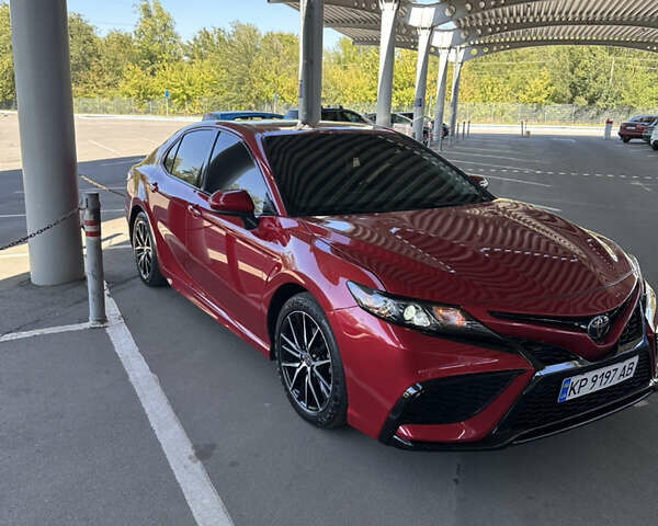 Червоний Тойота Камрі, об'ємом двигуна 2.5 л та пробігом 113 тис. км за 22100 $, фото 1 на Automoto.ua