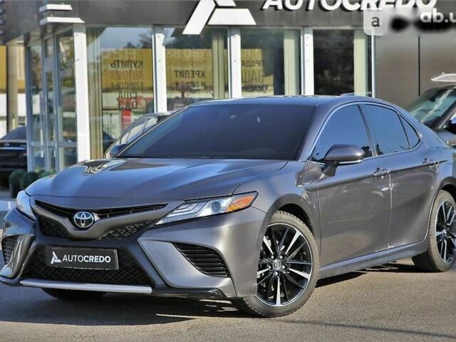 Тойота Камри, объемом двигателя 2.5 л и пробегом 28 тыс. км за 27500 $, фото 1 на Automoto.ua