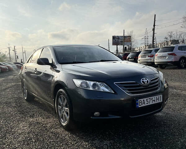 Тойота Камри, объемом двигателя 3.5 л и пробегом 340 тыс. км за 8200 $, фото 1 на Automoto.ua