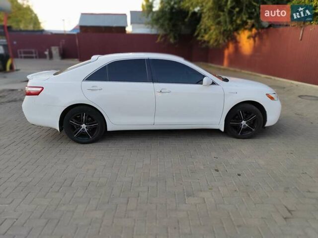 Тойота Камри, объемом двигателя 2.4 л и пробегом 111 тыс. км за 9000 $, фото 1 на Automoto.ua