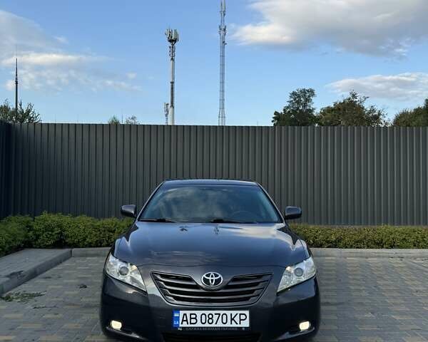 Тойота Камри, объемом двигателя 2.36 л и пробегом 342 тыс. км за 9000 $, фото 1 на Automoto.ua