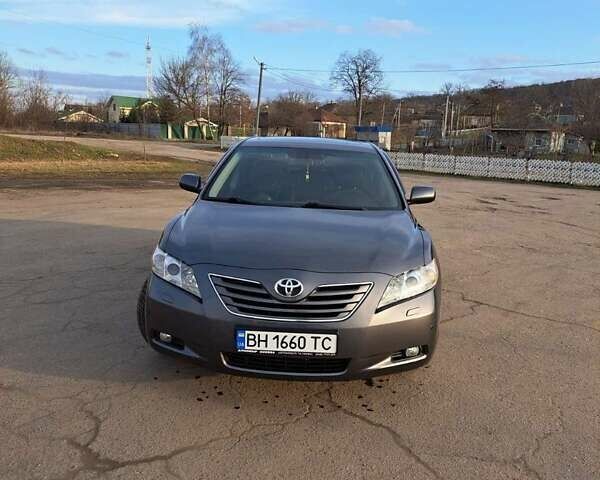 Тойота Камри, объемом двигателя 3.5 л и пробегом 141 тыс. км за 9500 $, фото 1 на Automoto.ua