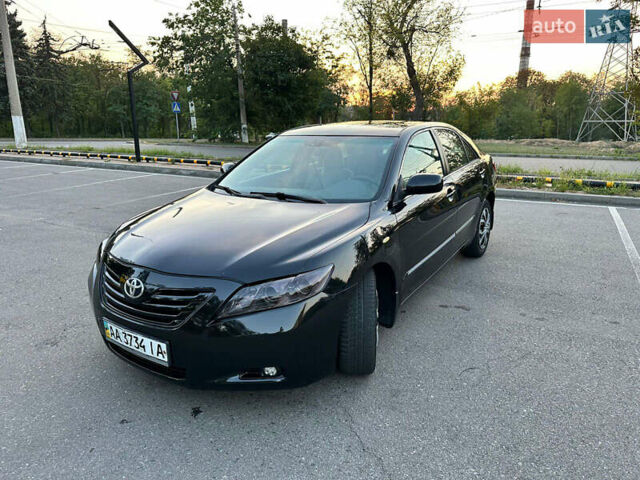 Тойота Камри, объемом двигателя 2.4 л и пробегом 275 тыс. км за 6700 $, фото 1 на Automoto.ua