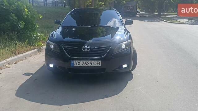 Тойота Камри, объемом двигателя 2.36 л и пробегом 295 тыс. км за 8800 $, фото 1 на Automoto.ua