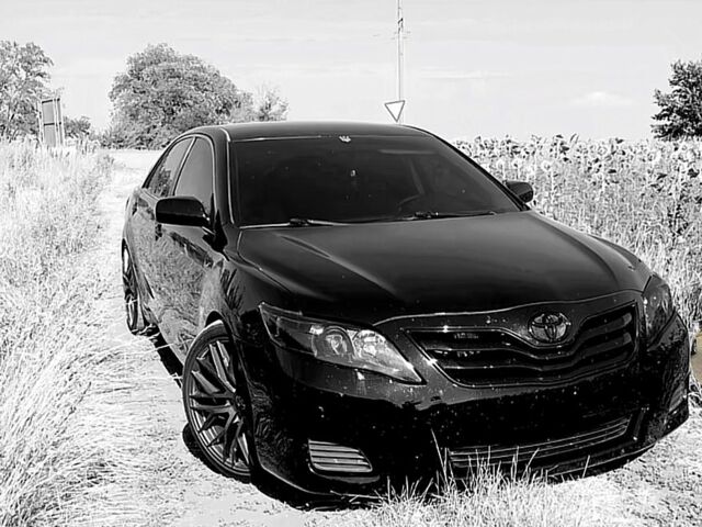 Тойота Камри, объемом двигателя 3.5 л и пробегом 350 тыс. км за 10500 $, фото 1 на Automoto.ua