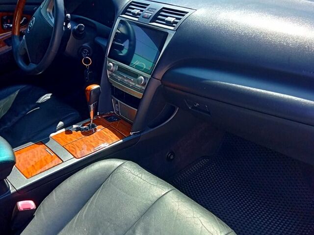 Тойота Камри, объемом двигателя 3.5 л и пробегом 265 тыс. км за 11500 $, фото 1 на Automoto.ua