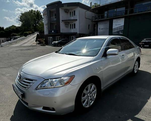 Тойота Камри, объемом двигателя 2.4 л и пробегом 238 тыс. км за 7999 $, фото 1 на Automoto.ua