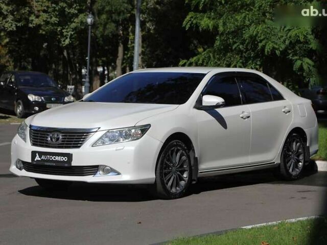 Тойота Камри, объемом двигателя 0 л и пробегом 176 тыс. км за 13200 $, фото 1 на Automoto.ua