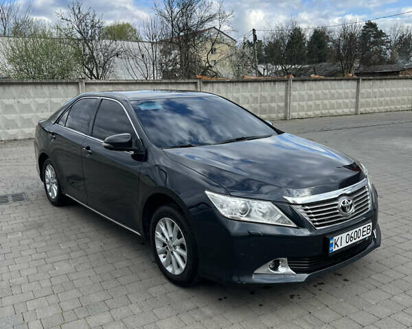 Тойота Камри, объемом двигателя 2.5 л и пробегом 307 тыс. км за 10900 $, фото 1 на Automoto.ua