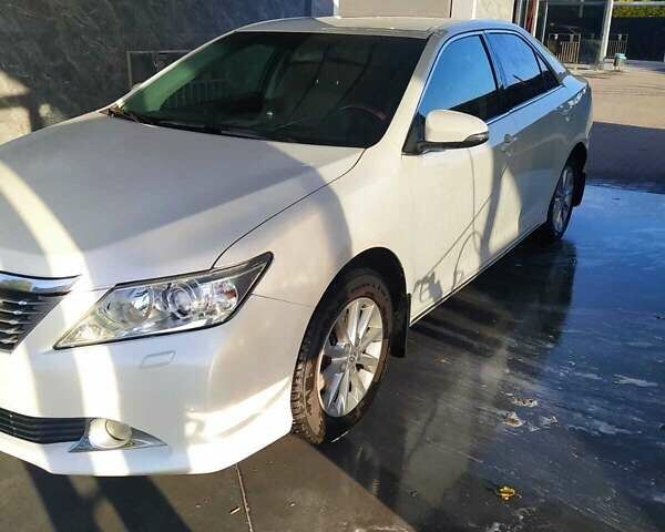 Тойота Камри, объемом двигателя 2.49 л и пробегом 198 тыс. км за 12900 $, фото 1 на Automoto.ua