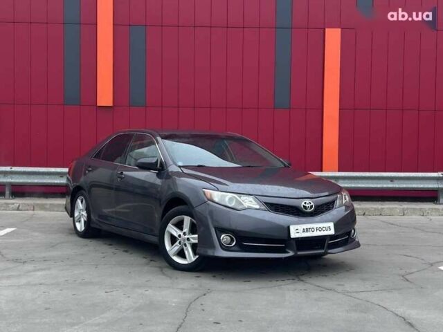 Тойота Камри, объемом двигателя 0 л и пробегом 316 тыс. км за 9990 $, фото 1 на Automoto.ua