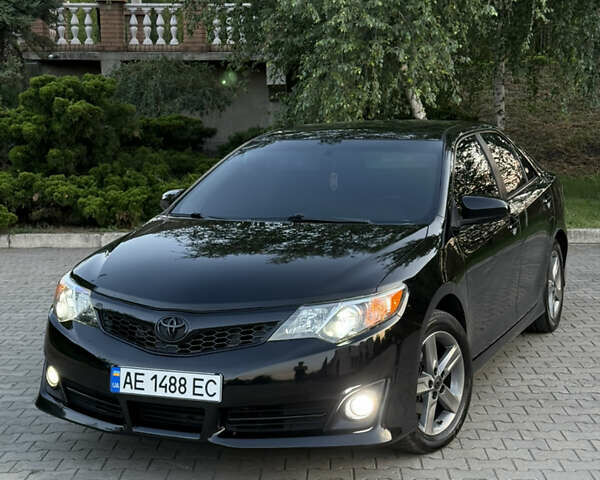 Тойота Камрі, об'ємом двигуна 2.5 л та пробігом 198 тис. км за 11900 $, фото 1 на Automoto.ua