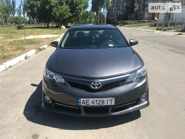 Тойота Камрі, об'ємом двигуна 2.5 л та пробігом 77 тис. км за 13700 $, фото 1 на Automoto.ua