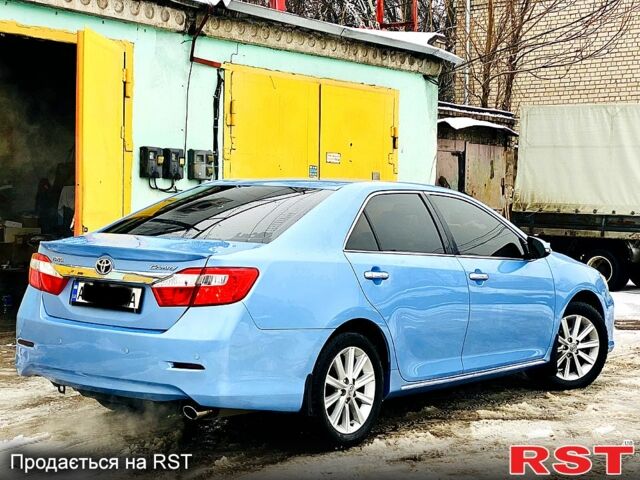 Тойота Камри, объемом двигателя 2.5 л и пробегом 121 тыс. км за 13900 $, фото 1 на Automoto.ua