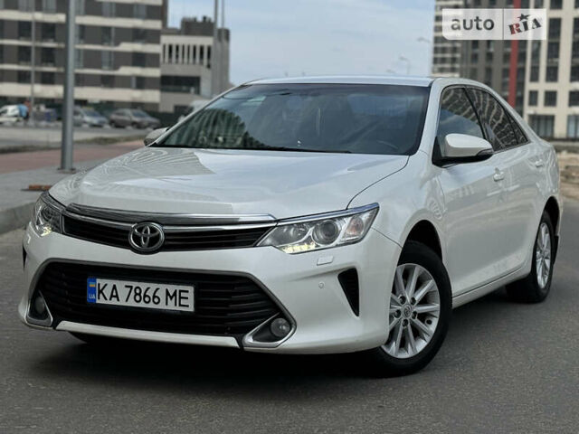 Тойота Камрі, об'ємом двигуна 2.5 л та пробігом 198 тис. км за 14500 $, фото 1 на Automoto.ua