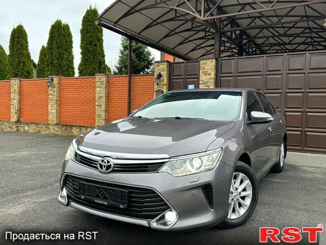 Тойота Камри, объемом двигателя 2.5 л и пробегом 213 тыс. км за 14799 $, фото 1 на Automoto.ua