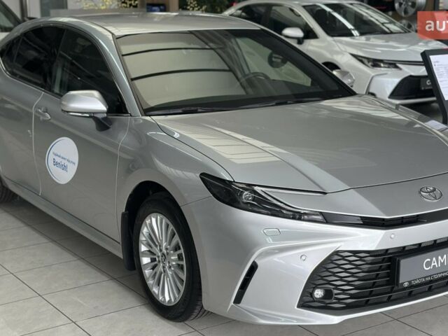 купить новое авто Тойота Камри 2025 года от официального дилера Тойота на Столичному Тойота фото