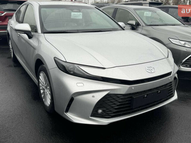 купить новое авто Тойота Камри 2025 года от официального дилера Тойота на Столичному Тойота фото