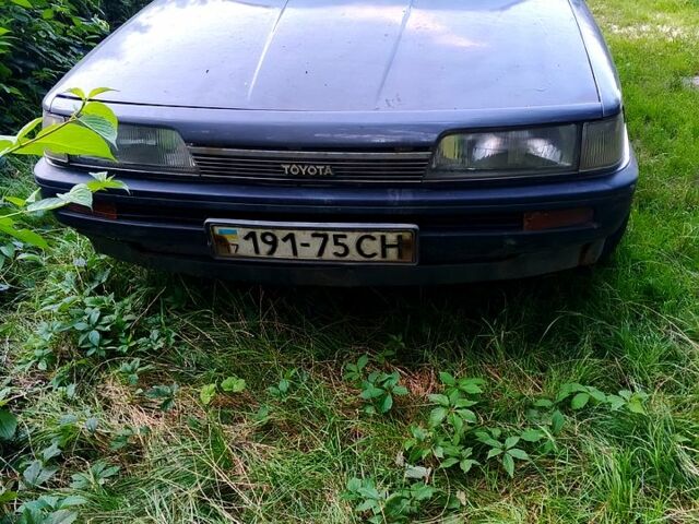 Тойота Камри, объемом двигателя 2 л и пробегом 330 тыс. км за 900 $, фото 1 на Automoto.ua