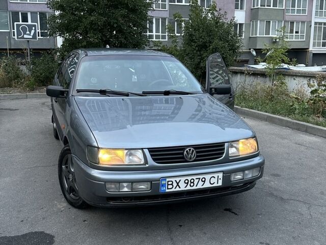 Сірий Тойота Камрі, об'ємом двигуна 2.16 л та пробігом 370 тис. км за 3000 $, фото 1 на Automoto.ua