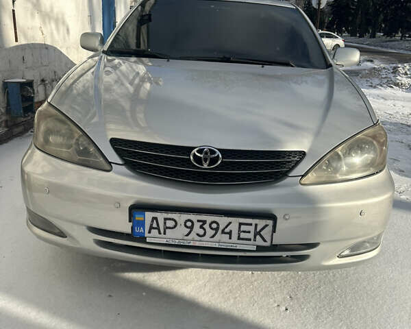 Сірий Тойота Камрі, об'ємом двигуна 3 л та пробігом 330 тис. км за 5500 $, фото 1 на Automoto.ua