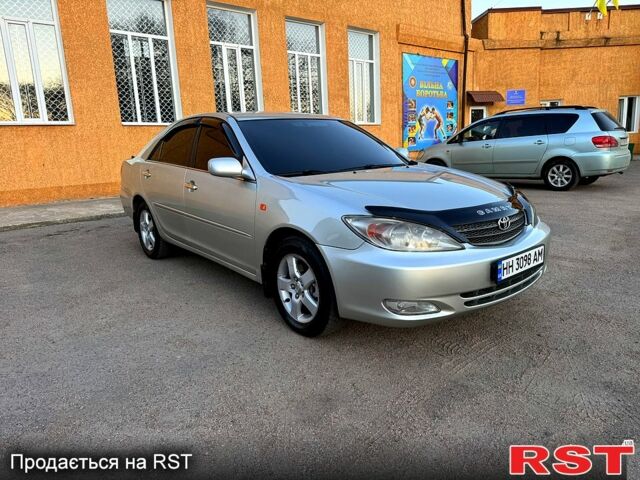 Сірий Тойота Камрі, об'ємом двигуна 3 л та пробігом 400 тис. км за 4999 $, фото 1 на Automoto.ua