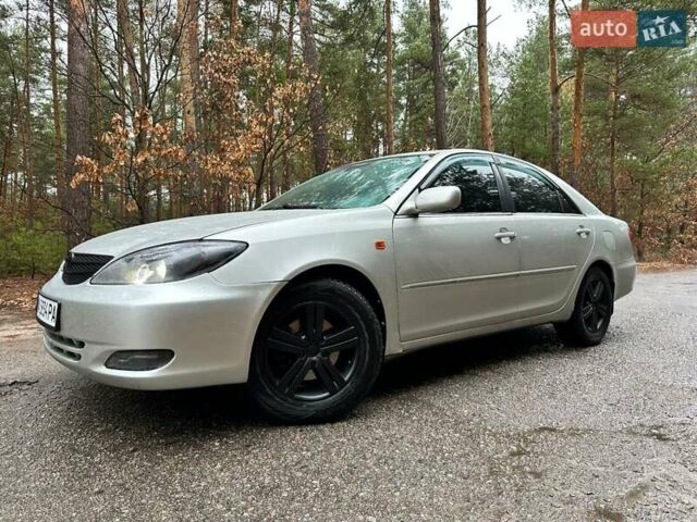 Сірий Тойота Камрі, об'ємом двигуна 3 л та пробігом 400 тис. км за 4700 $, фото 1 на Automoto.ua