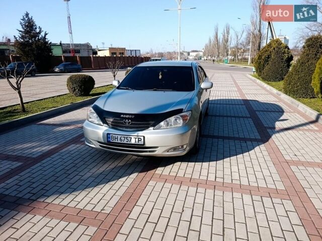 Серый Тойота Камри, объемом двигателя 3 л и пробегом 550 тыс. км за 4800 $, фото 1 на Automoto.ua