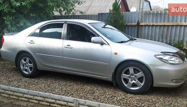 Тойота Камри 2003 в Харькове на Automoto.ua Серый Тойота Камри, объемом двигателя 3 л и пробегом 254 тыс. км за 7000 $, фото 1 на Automoto.ua
