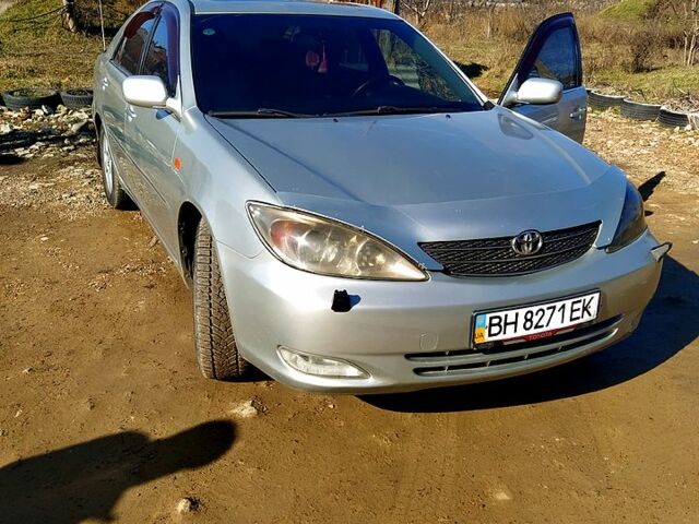 Серый Тойота Камри, объемом двигателя 3 л и пробегом 400 тыс. км за 5200 $, фото 1 на Automoto.ua