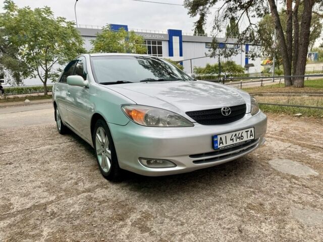 Серый Тойота Камри, объемом двигателя 3 л и пробегом 400 тыс. км за 6200 $, фото 1 на Automoto.ua