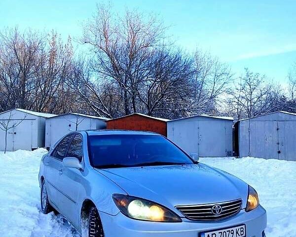 Сірий Тойота Камрі, об'ємом двигуна 3 л та пробігом 290 тис. км за 4800 $, фото 1 на Automoto.ua