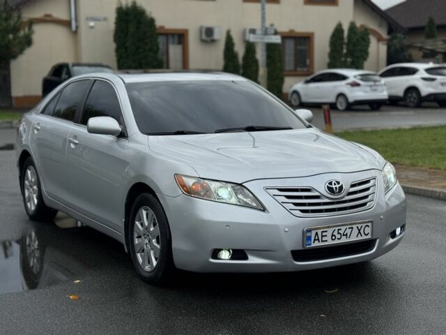 Тойота Камри 2006 в Днепре (Днепропетровске) на Automoto.ua Серый Тойота Камри, объемом двигателя 3.5 л и пробегом 220 тыс. км за 8500 $, фото 1 на Automoto.ua