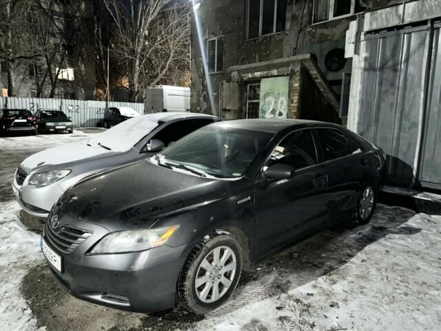 Серый Тойота Камри, объемом двигателя 2.4 л и пробегом 250 тыс. км за 5200 $, фото 1 на Automoto.ua