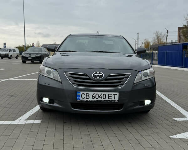 Тойота Камри 2006 в Прилуках на Automoto.ua Серый Тойота Камри, объемом двигателя 2.4 л и пробегом 340 тыс. км за 8000 $, фото 1 на Automoto.ua