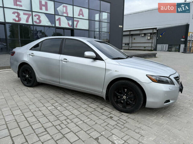 Сірий Тойота Камрі, об'ємом двигуна 3.46 л та пробігом 270 тис. км за 8400 $, фото 1 на Automoto.ua
