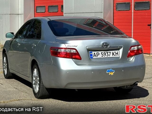 Серый Тойота Камри, объемом двигателя 2.4 л и пробегом 224 тыс. км за 6700 $, фото 1 на Automoto.ua