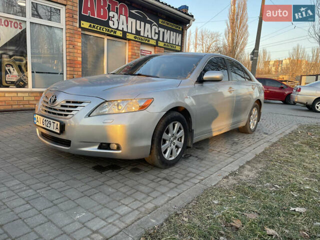 Серый Тойота Камри, объемом двигателя 3.46 л и пробегом 286 тыс. км за 7450 $, фото 1 на Automoto.ua