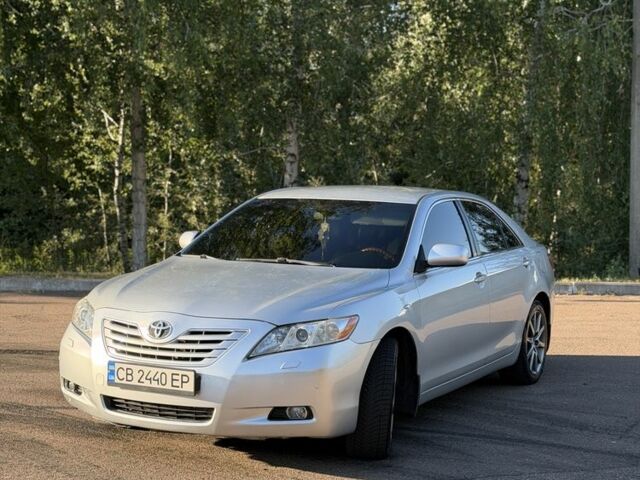 Сірий Тойота Камрі, об'ємом двигуна 3.5 л та пробігом 313 тис. км за 6823 $, фото 1 на Automoto.ua