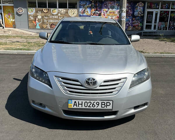 Сірий Тойота Камрі, об'ємом двигуна 2.36 л та пробігом 218 тис. км за 8200 $, фото 1 на Automoto.ua