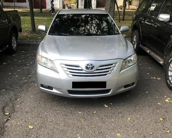 Тойота Камри 2007 в Ужгороде на Automoto.ua Серый Тойота Камри, объемом двигателя 2.4 л и пробегом 230 тыс. км за 7999 $, фото 1 на Automoto.ua