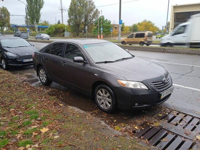 Тойота Камри 2008 в Запорожье на Automoto.ua Серый Тойота Камри, объемом двигателя 0 л и пробегом 273 тыс. км за 7500 $, фото 1 на Automoto.ua