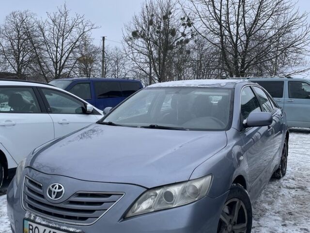 Сірий Тойота Камрі, об'ємом двигуна 0 л та пробігом 386 тис. км за 6700 $, фото 1 на Automoto.ua