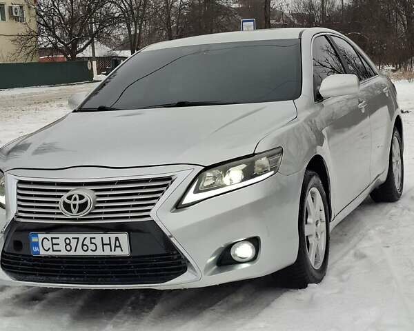 Серый Тойота Камри, объемом двигателя 2.49 л и пробегом 320 тыс. км за 7700 $, фото 1 на Automoto.ua