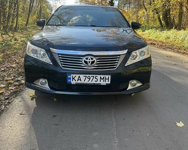 Тойота Камри 2011 в Хмельницком на Automoto.ua Серый Тойота Камри, объемом двигателя 2.5 л и пробегом 252 тыс. км за 12400 $, фото 1 на Automoto.ua